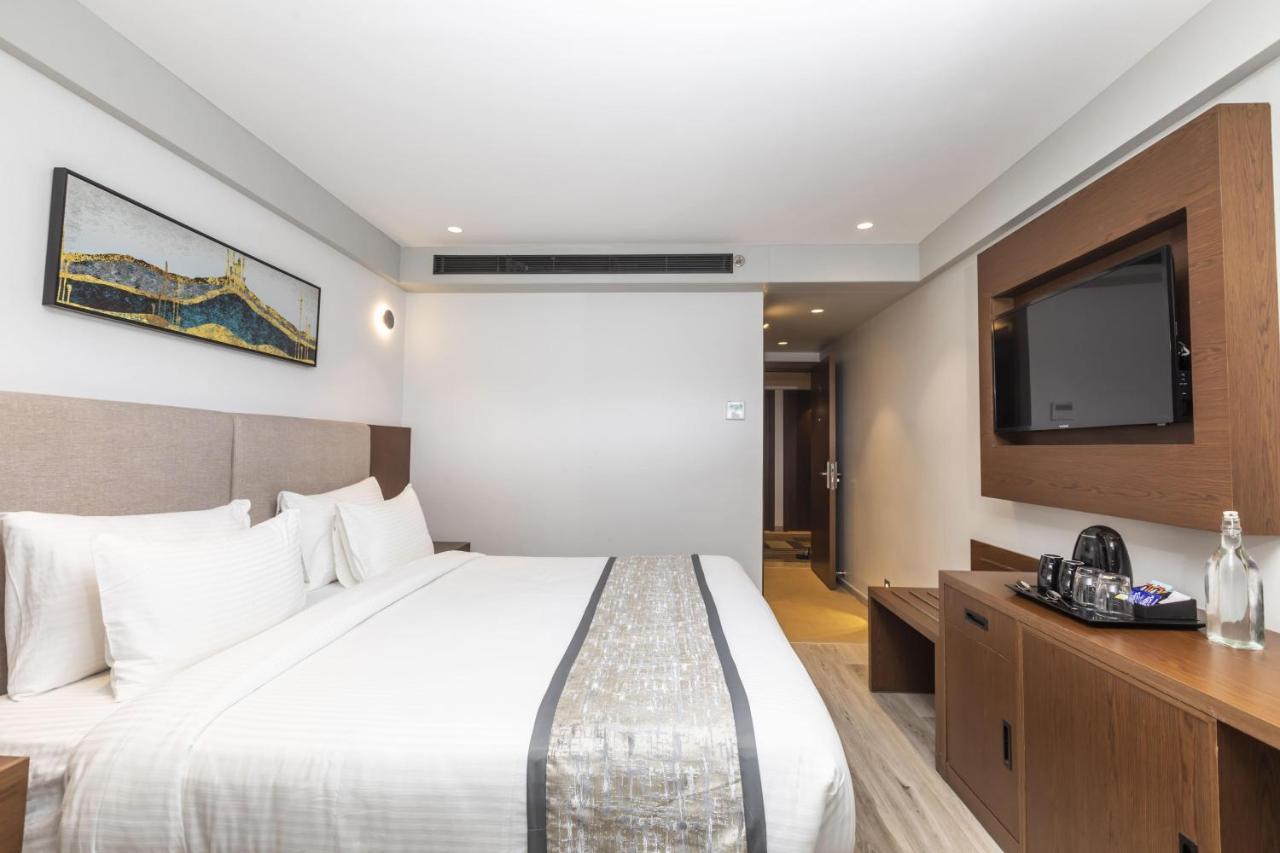 Ramee International Surat Otel Dış mekan fotoğraf