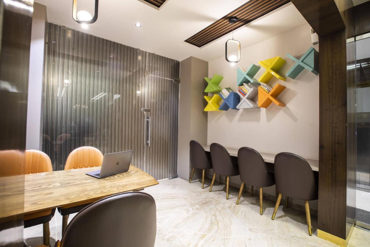 Ramee International Surat Otel Dış mekan fotoğraf