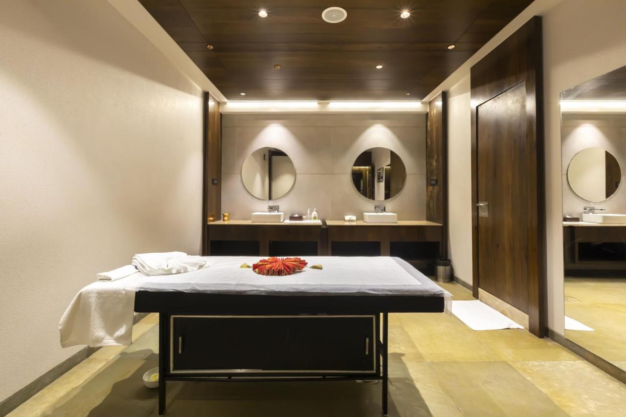 Ramee International Surat Otel Dış mekan fotoğraf