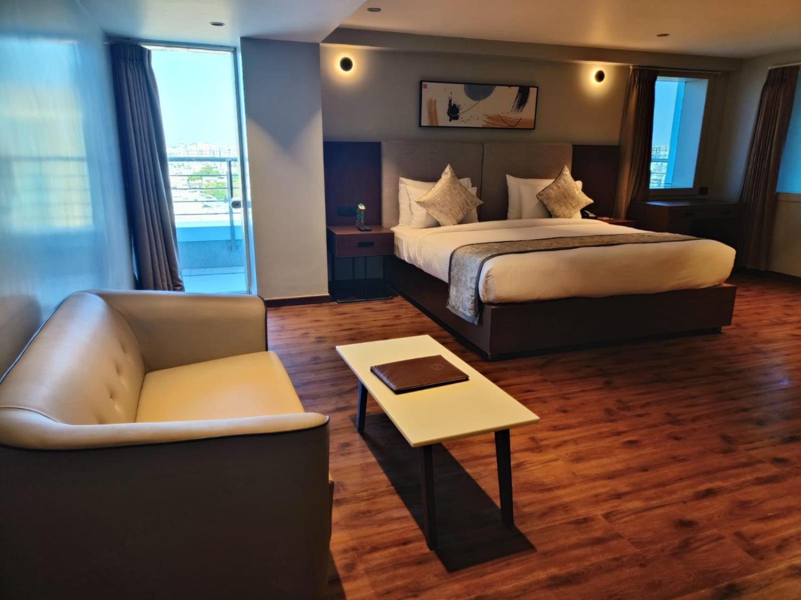 Ramee International Surat Otel Dış mekan fotoğraf